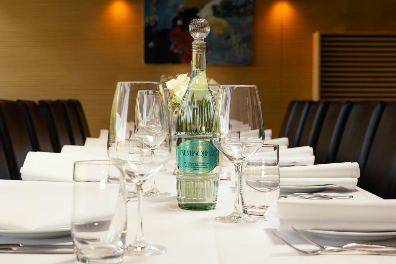 Kaminzimmer mit Feuer